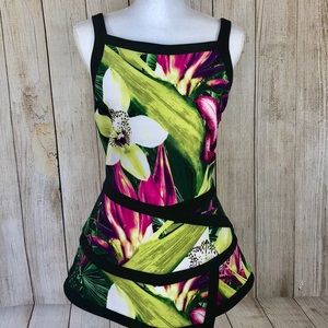 Worthington Large Top Tropical Stretch